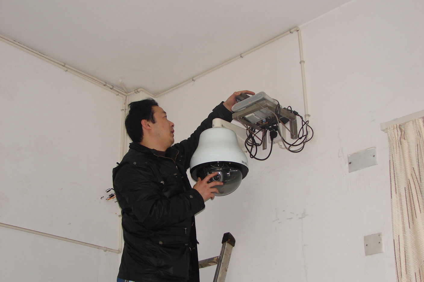 �޾���ʦ��ά�޼��ϵͳ