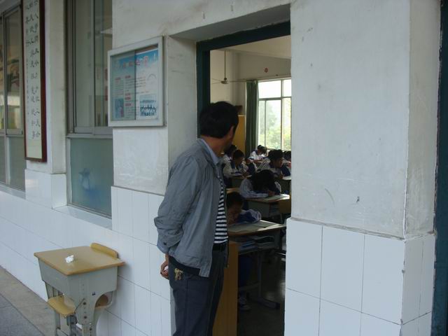 ʮ���У���һ��ʵ����ƪϵ�б�������һ���е�һ���¿�